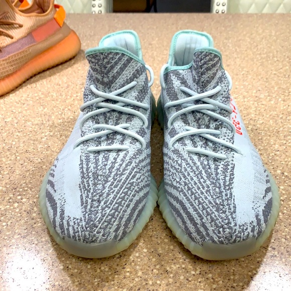 YEEZY BOOST 350 V2 “BLUE TINT” - Picture 1 of 6